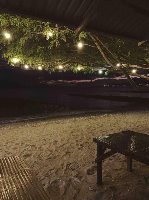 Beach Getaway Studio Villa In Lobo Exterior foto